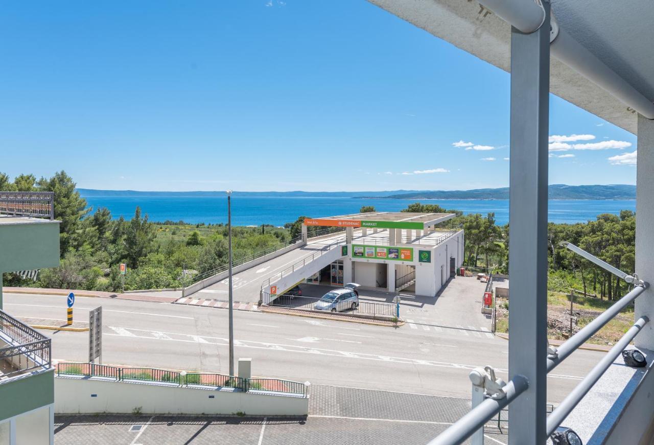 Deluxe 3 Bedroom Apartment With Sea View Baška Voda Dış mekan fotoğraf