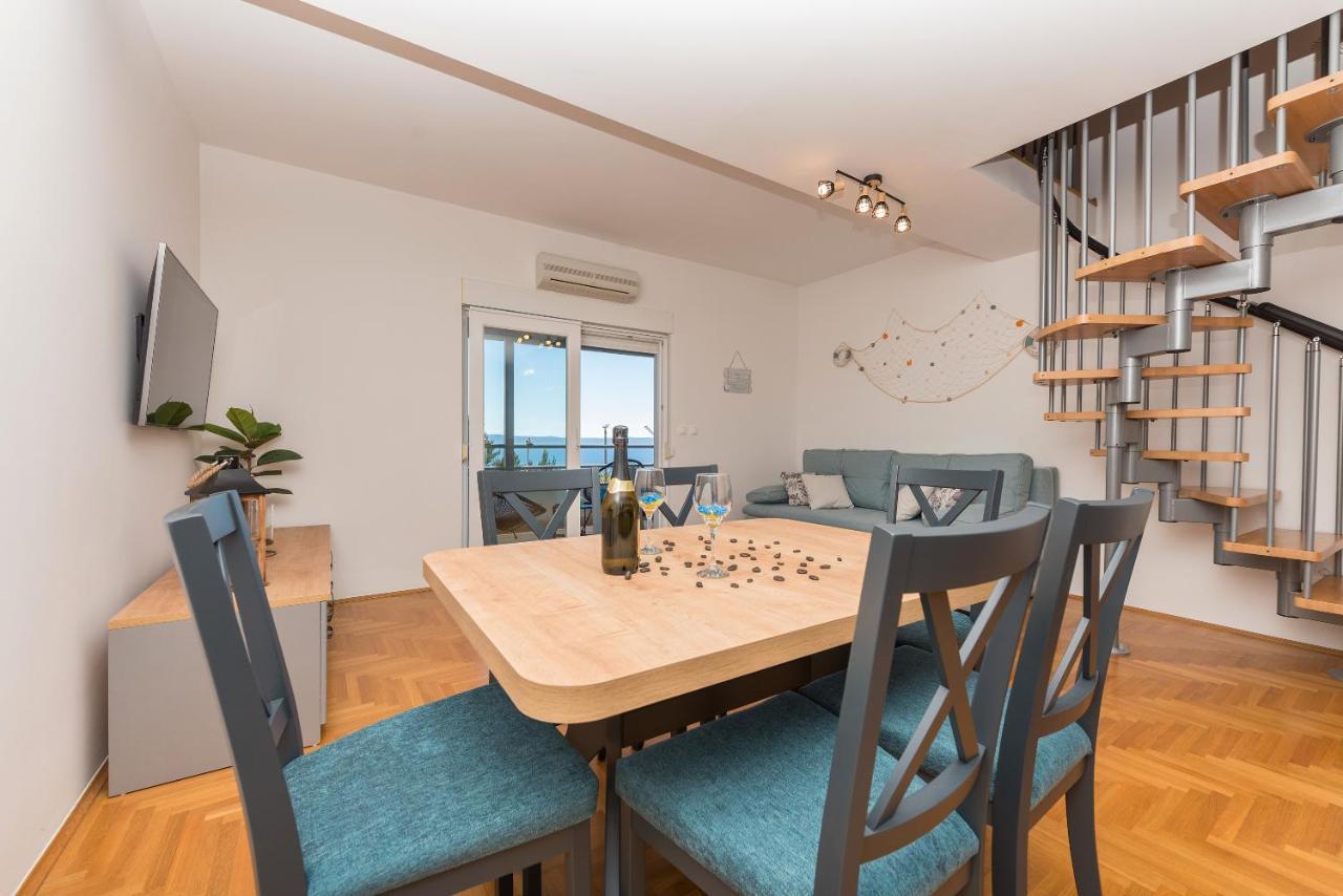 Deluxe 3 Bedroom Apartment With Sea View Baška Voda Dış mekan fotoğraf